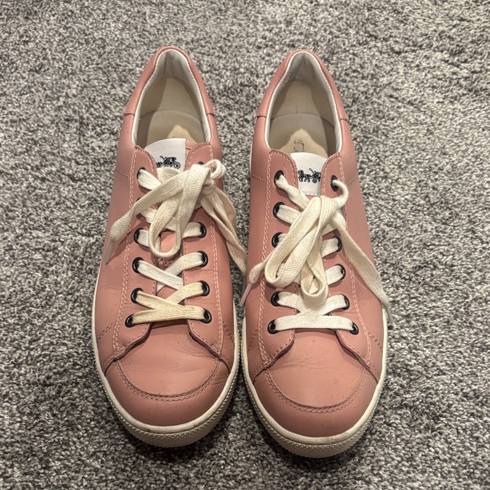 Coach Women's Pink Sneakers
